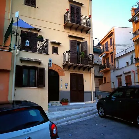 Aspra Casa Vanella Grande 度假居 巴格里亚